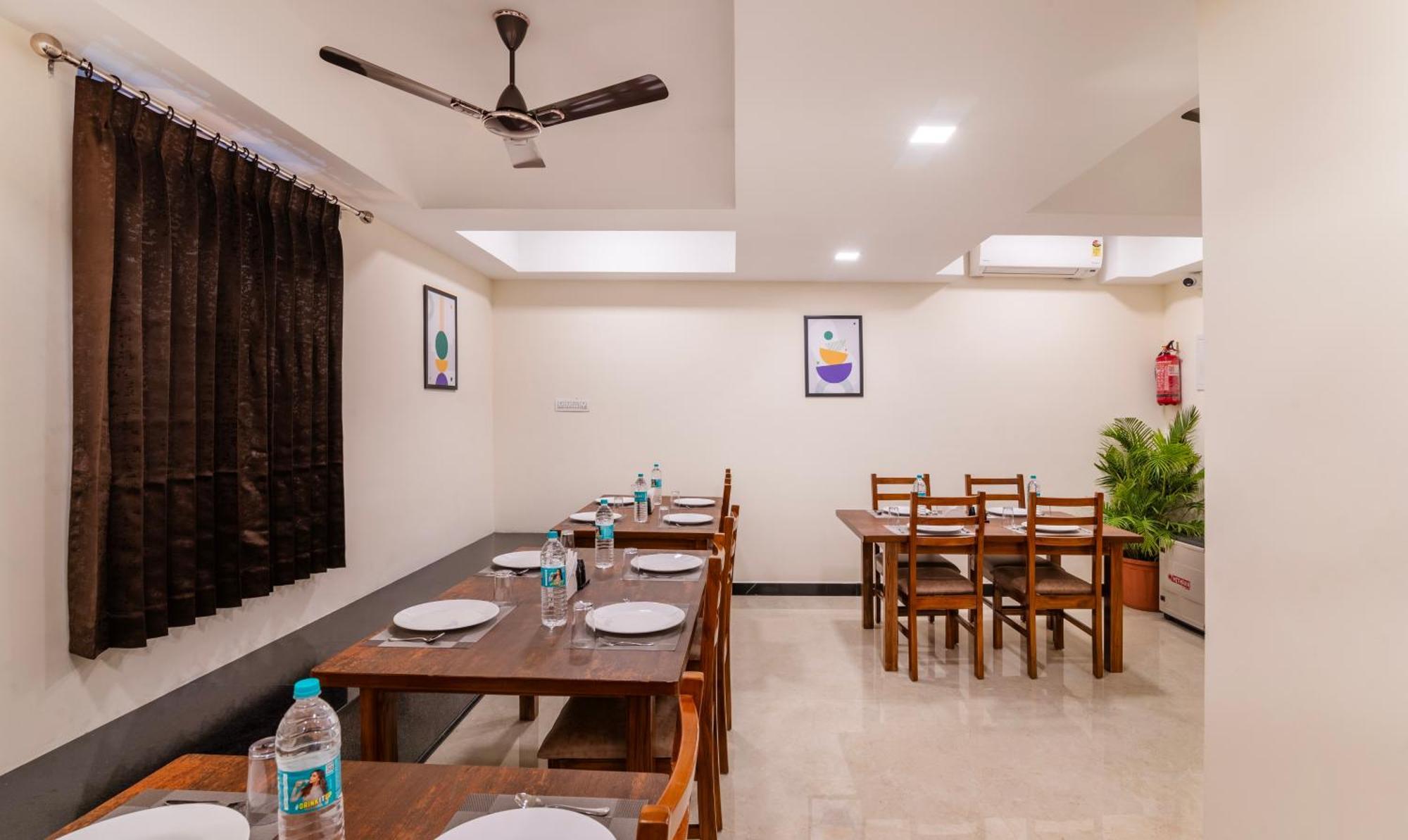 Treebo Rakshitha, Porur Hotel