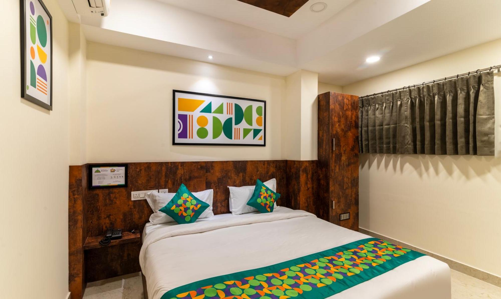 Hotel Treebo Rakshitha, Porur Chennai